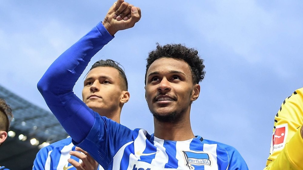 乐鱼体育官方网站-包含意大利杯倒计时，阿斯顿维拉赛前回应争议，细节引发关注，压力陡增，赛程密集仍需轮换的词条-乐鱼体育官方网站